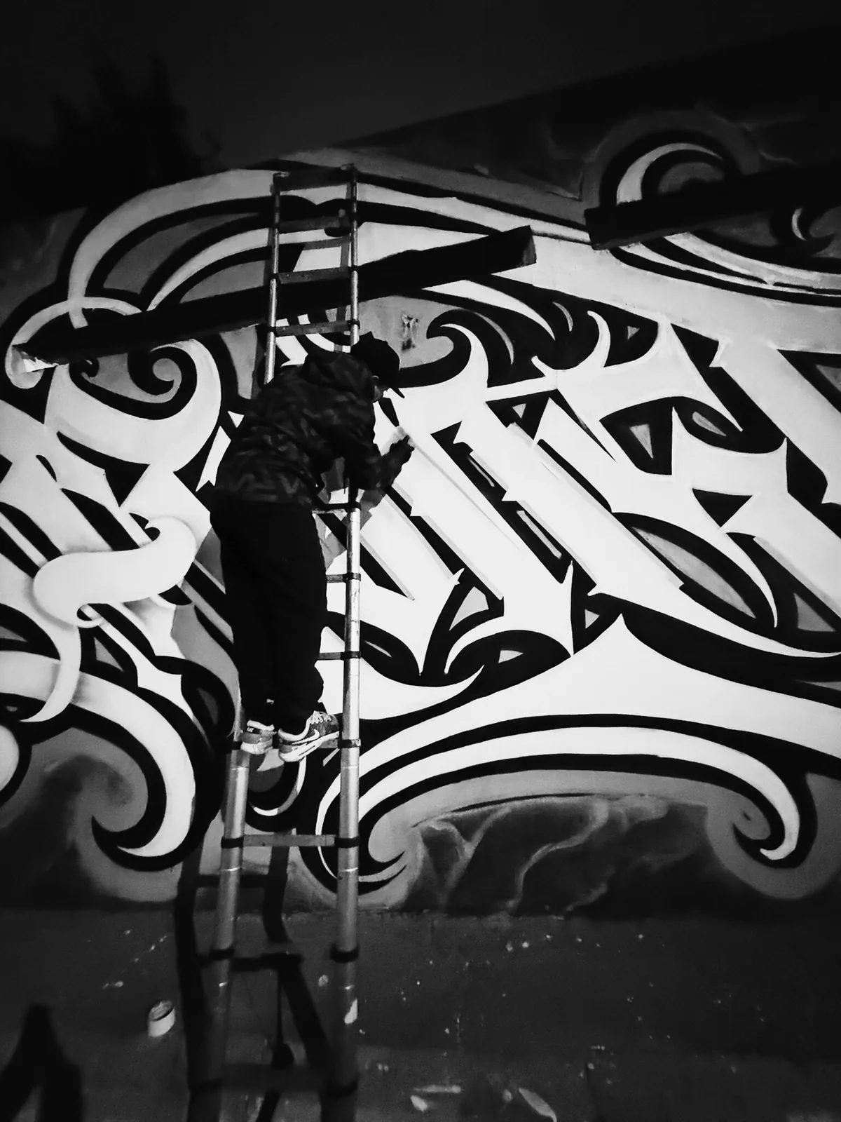 Mural de lettering em processo